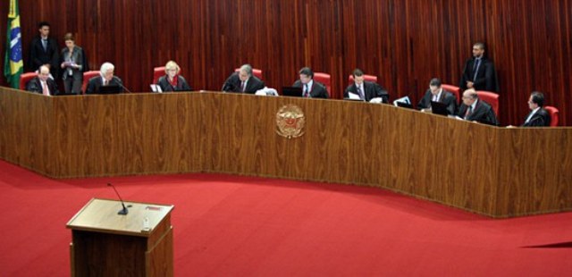 Ao julgar caso similar ao da prefeita de Vilhena, TSE determina nova eleição no RJ