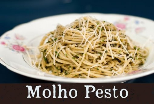 Como fazer uma receita clássica de molho pesto