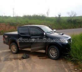 PM recupera Hilux que foi roubada em Vale do Paraíso