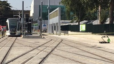 Suspeita de bomba isola área de aeroporto e aciona PF no Rio

