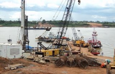 Operário morre durante trabalho na construção de ponte do Rio Madeira