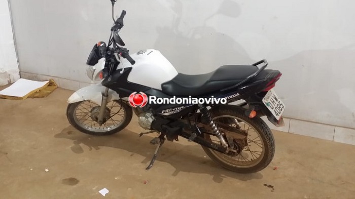 NO FLAGRA: Adolescentes são detidos com motocicleta roubada de entregador de pizza