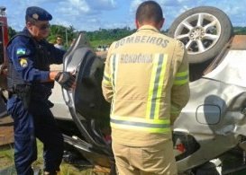 Acidente de trânsito mata uma pessoa e deixa outra gravemente ferida