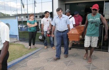 JI-PARANÁ – Muita comoção no sepultamento de policial militar assassinado – Fotos 