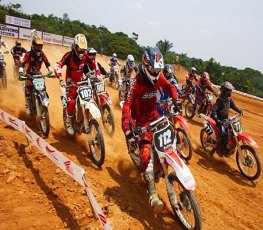 Neste final de semana tem motocross, show e concurso de beleza em Buritis, RO