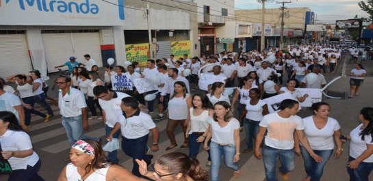 Jaru para em grande movimento contra a violência