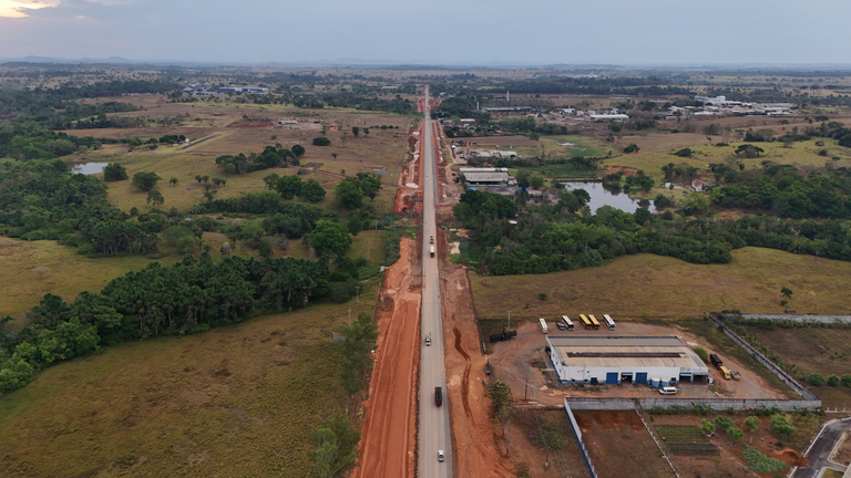 RONDÔNIA: Obras da travessia urbana de Ji-Paraná, chegam a 60% de conclusão