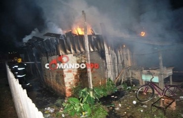 Incêndio criminoso destrói casa em Ji-Paraná 