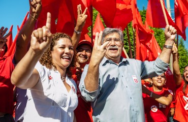 ELEIÇÕES 2012 - Neste sábado  Fátima Cleide  visita  Zona sul e leste