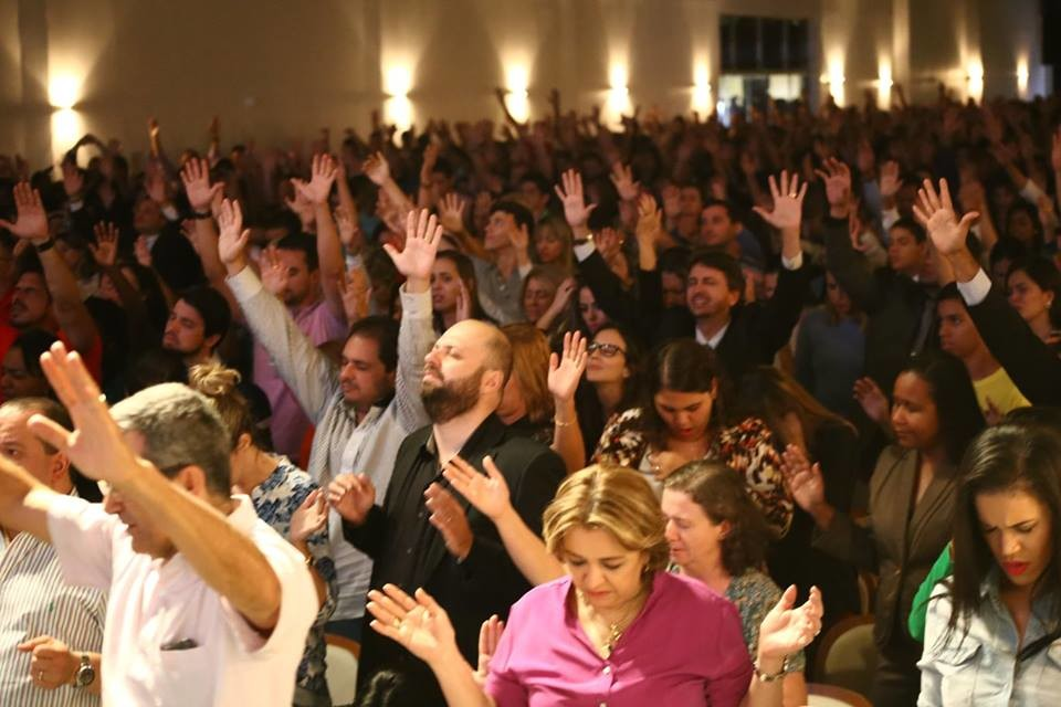 DECISÃO:  MPF proíbe propaganda política em templo religioso