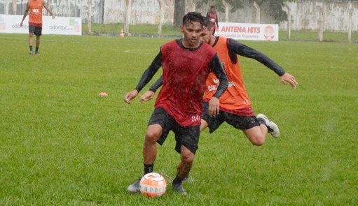 REFORÇO: Real Ariquemes apresenta o atacante Araújo Jordão para temporada