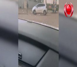 VÍDEO: Mulher atropela homem após briga  no trânsito da capital

