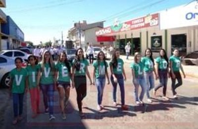 Caminhada e palestra marcam evento em prol do meio ambiente