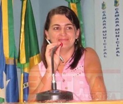 MP alega que vereadora coagia servidores para mentir em depoimentos