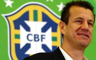 Dunga é o novo técnico da Seleção e será apresentado nesta terça-feira