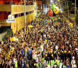 Folião morre após ser baleado por PM em circuito de carnaval