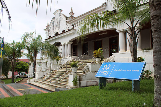 GREVE GERAL: Acadêmicos e lideranças realizam ato unificado na Praça das Três Caixas D’água