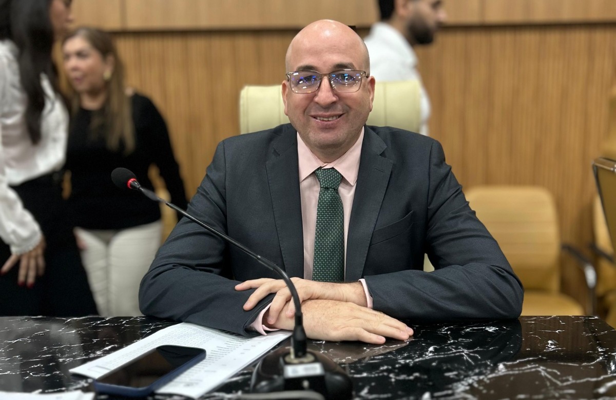 TRANSPORTE: Gedeão Negreiros solicita nova rota de ônibus e abrigos para o Parque Amazônia