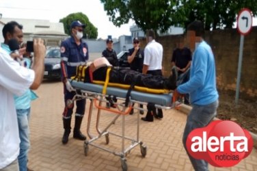 Acidente deixa motociclista com braço quebrado