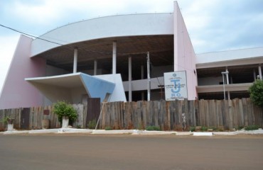 JARU - Obras de construção do novo Fórum da Comarca estão paralisadas