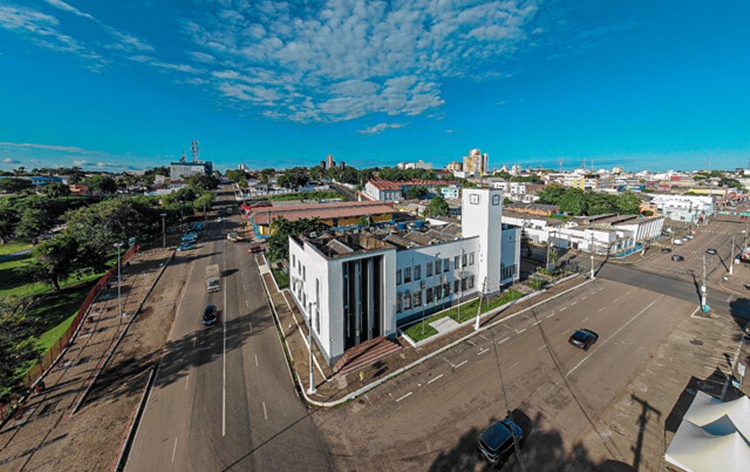 ABRE E FECHA: Comércio irá abrir normalmente no feriado de segunda-feira (24) em Porto Velho