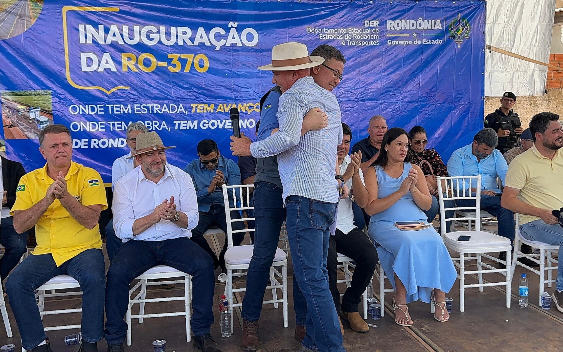 EZEQUIEL NEIVA: Deputado comemora avanço na infraestrutura com pavimentação da Rodovia do Boi