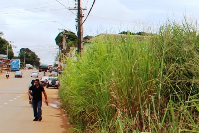 DESRESPEITO - Condôminio abandonado provoca transtorno na capital