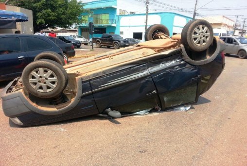 Mais um grave acidente é registrado em cruzamento na capital