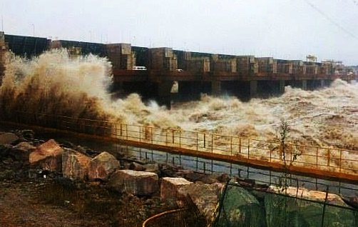 Sem licença, aumento da cota de Santo Antônio pode causar uma nova 'tragédia de Mariana'