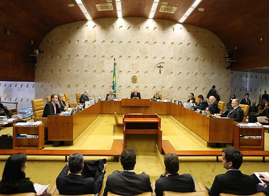 Aborto até o terceiro mês não é crime, decide turma do Supremo