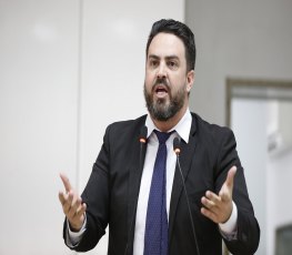 Léo Moraes destaca reunião realizada com sócioeducadores