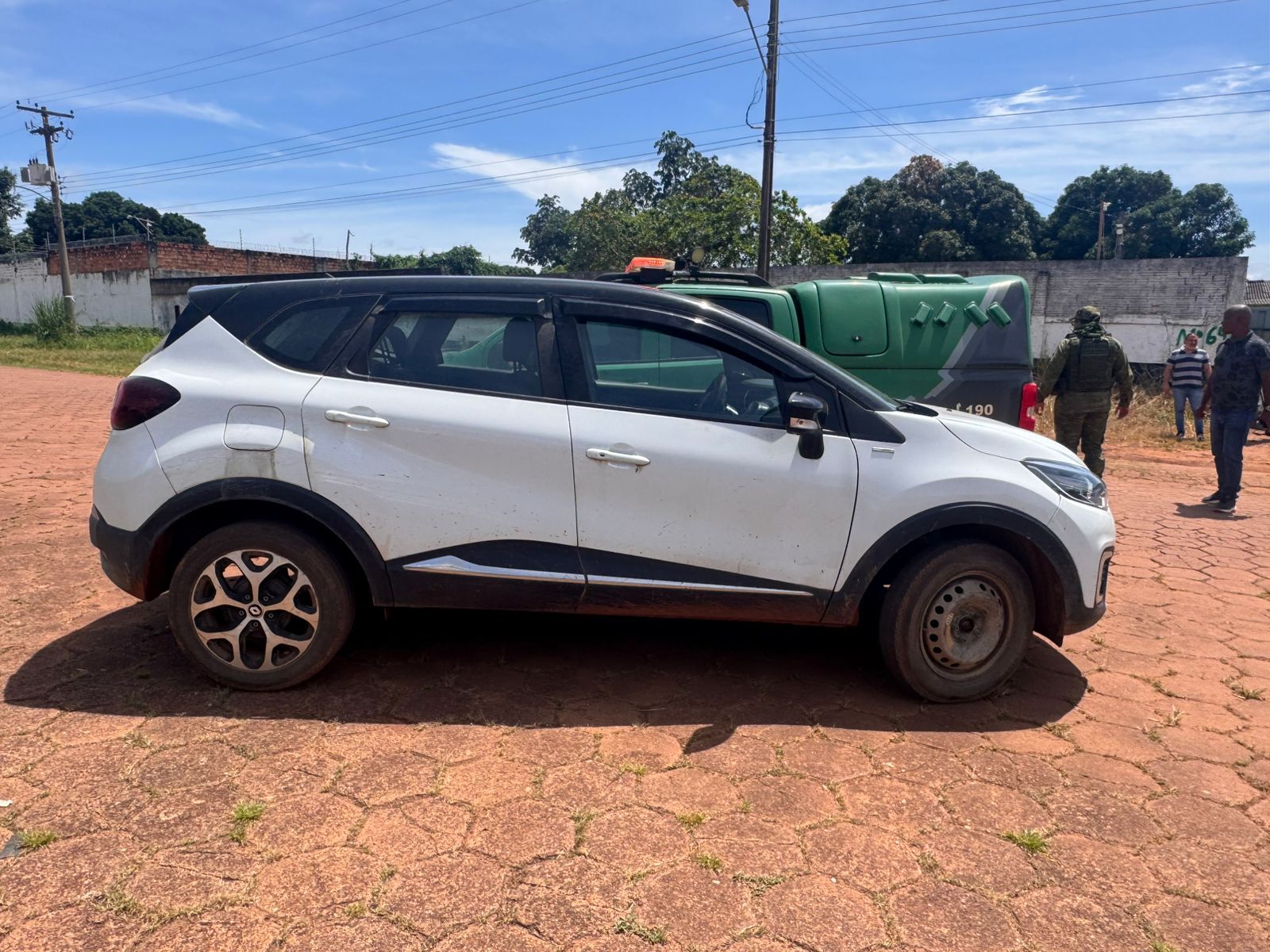 GUAJARÁ-MIRIM: Renault Captur roubado em São Paulo é recuperado na fronteira com a Bolívia