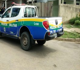 GASOLINA: Marido ameaça degolar mulher após pane seca em carro