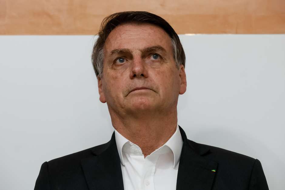 POLÍTICA: Bolsonaro deve anunciar saída do PSL nesta terça-feira