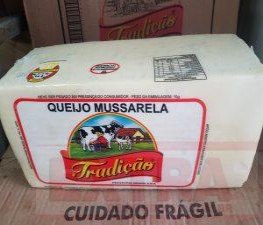 Carga de queijo roubada de transportadora é comercializada em Cuiabá