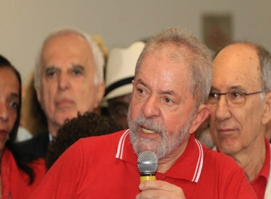 Carta de ‘concursado’ em resposta ao ex-presidente Lula viraliza na internet