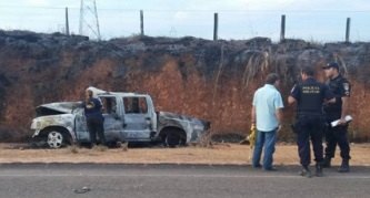 Empresário morre queimado preso nas ferragens de caminhonete 