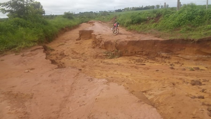 TEMPORAIS: Prefeitura suspende transporte escolar devido as chuvas