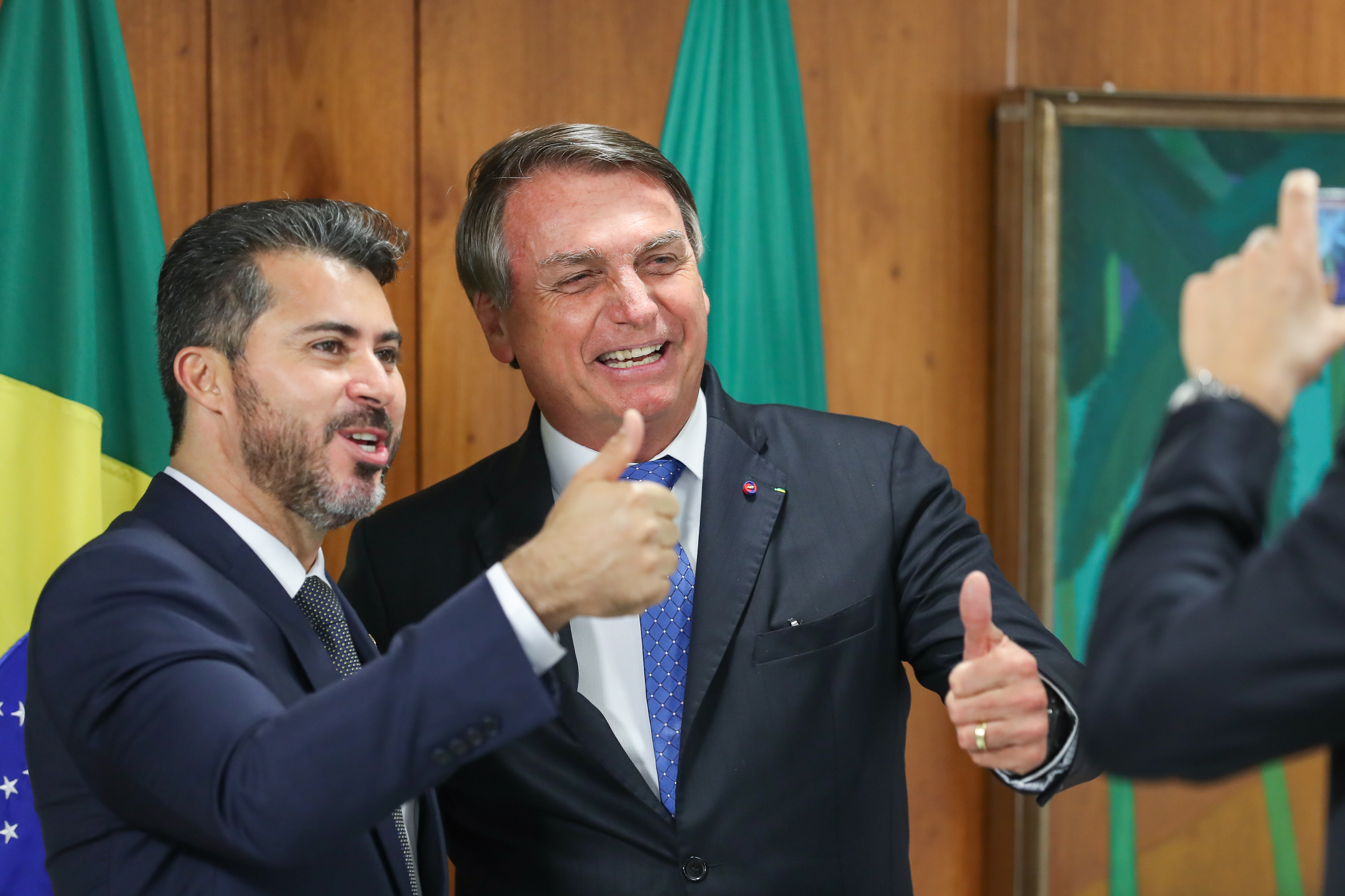 NUMERO 222: Justiça eleitoral julga improcedente ação contra Bolsonaro e Marcos Rogério