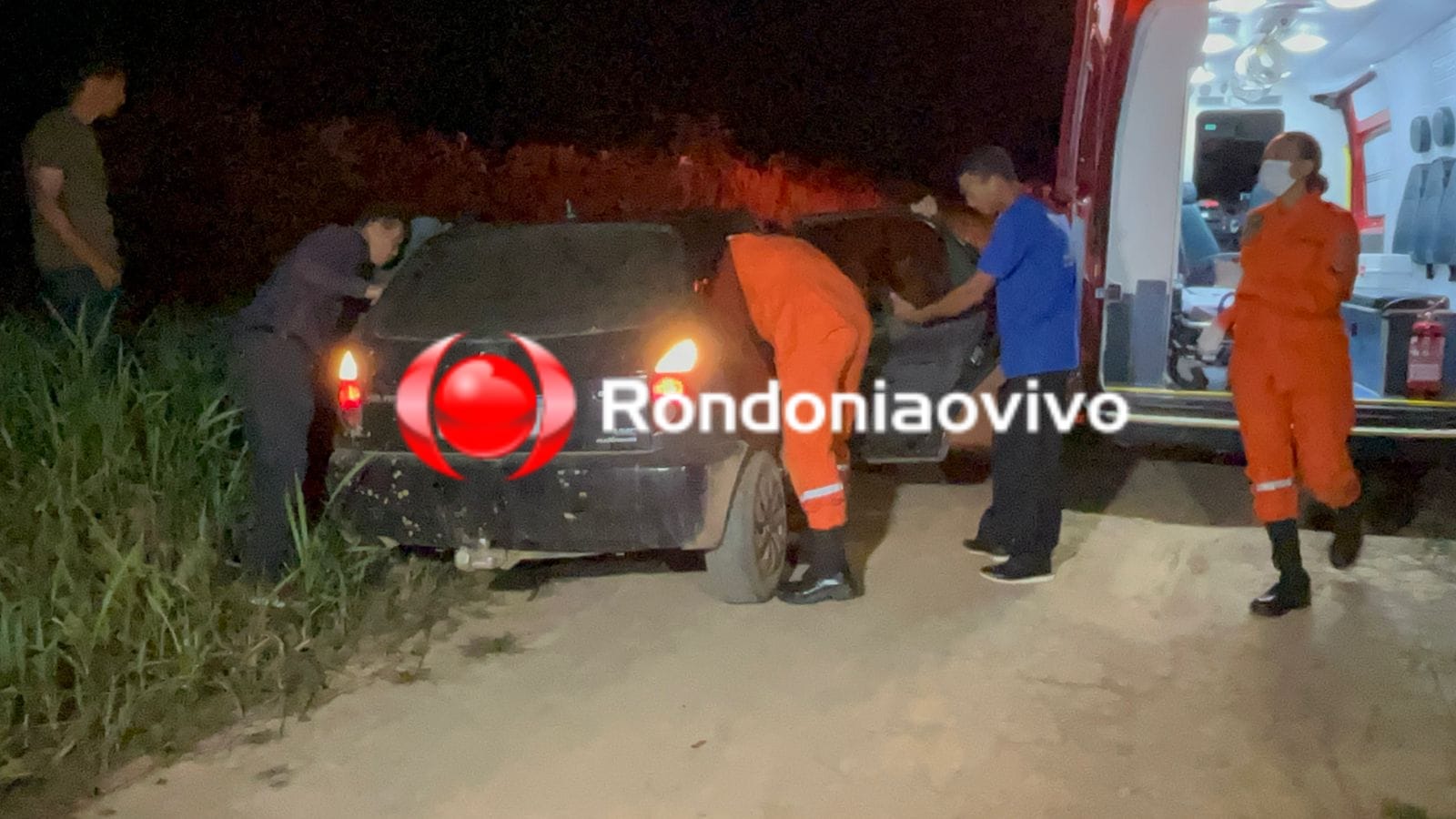 VÍDEO: Acusado de furtar bomba é baleado na mão e braço por homens em caminhonete