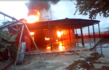 EXCLUSIVO - Incêndio destrói parte de bar que atendia no Mirante II - VÍDEO