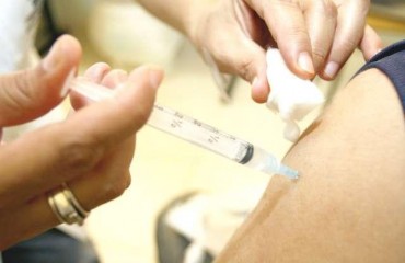 Grupos de risco procurem procurar postos de saúde para serem vacinados contra a gripe H1N1