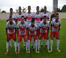 Guajará entra em campo com todos os jogadores irregulares