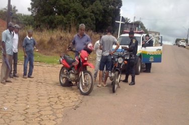 Coloradenses protagonizam acidente entre motos em cruzamento