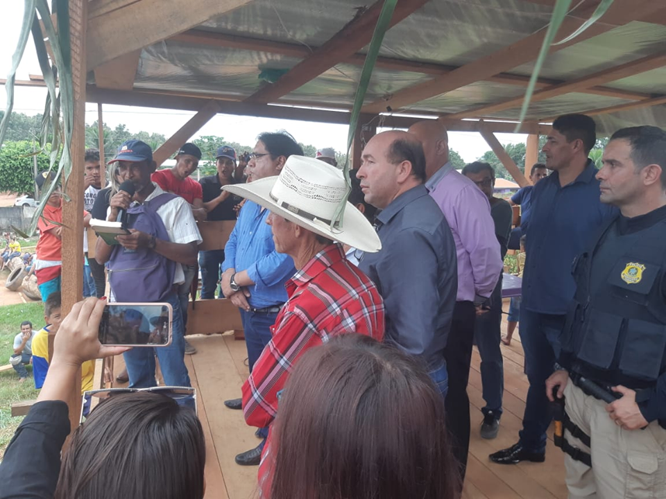 BLOQUEADA: BR-364 enfrenta segundo dia fechada em protesto contra a Prefeitura