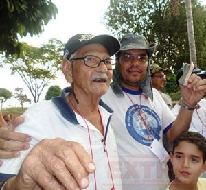 Comerciante vence torneio de pesca do VEC