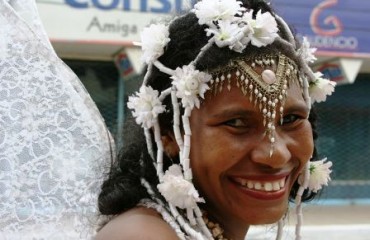 ARTIGO - A bailarina da Praça - Por Confúcio Moura