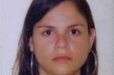 Mulher se mata após assassinar filhas em quarto de motel