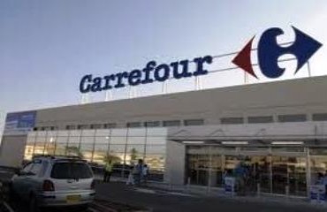 Representantes do Grupo Carrefour repassam R$ 350 mil de compensação ao município e anunciam inauguração no dia 24 de agosto