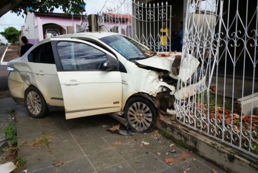 Motorista da SEMA avança cruzamento e provoca grave acidente